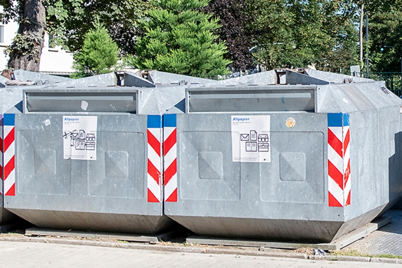 Versetzung Depotcontainer am Breierspfad in Wambel wegen Bauarbeiten